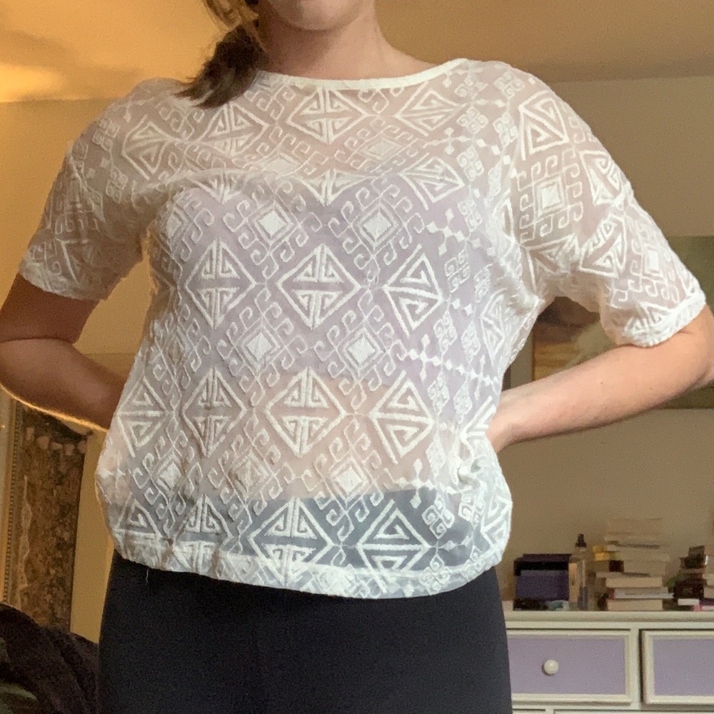 FOREVER 21 SHEER PATTERNED SHIRT